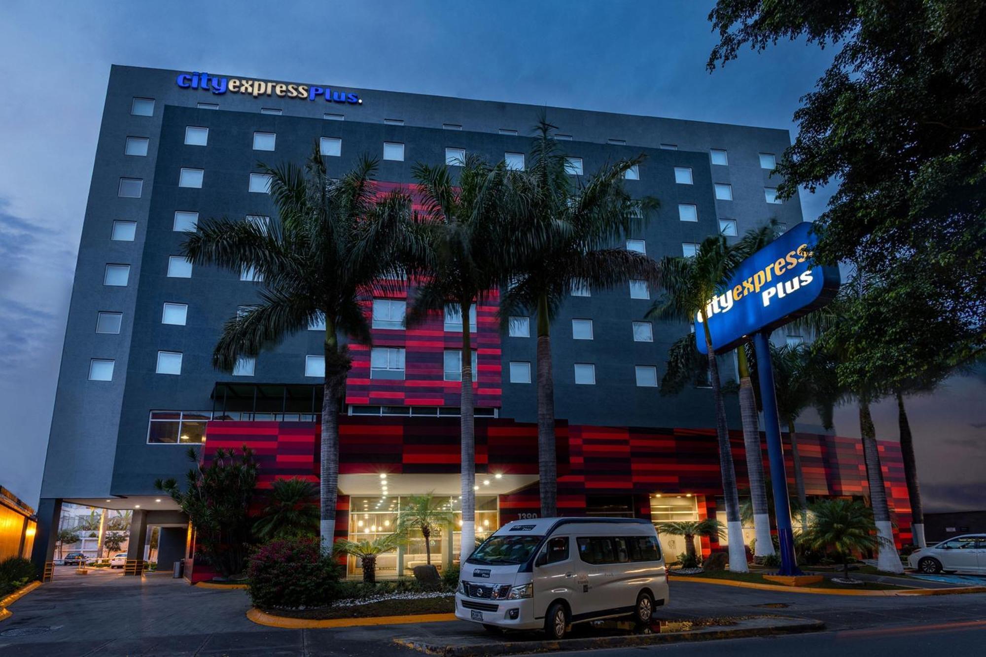 City Express Plus By Marriott Guadalajara Expo Zapopan Exterior foto